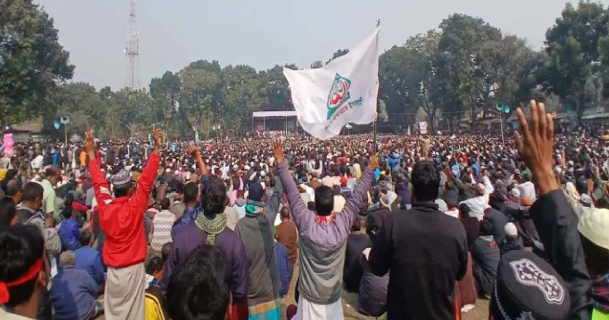 জামায়াত জোটের জনসভায় নেতাকর্মীদের ঢল নেমেছে