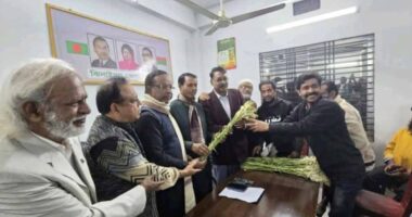 বিএনপিতে যোগ দিলেন জাতীয় পার্টির ২ শতাধিক নেতাকর্মী