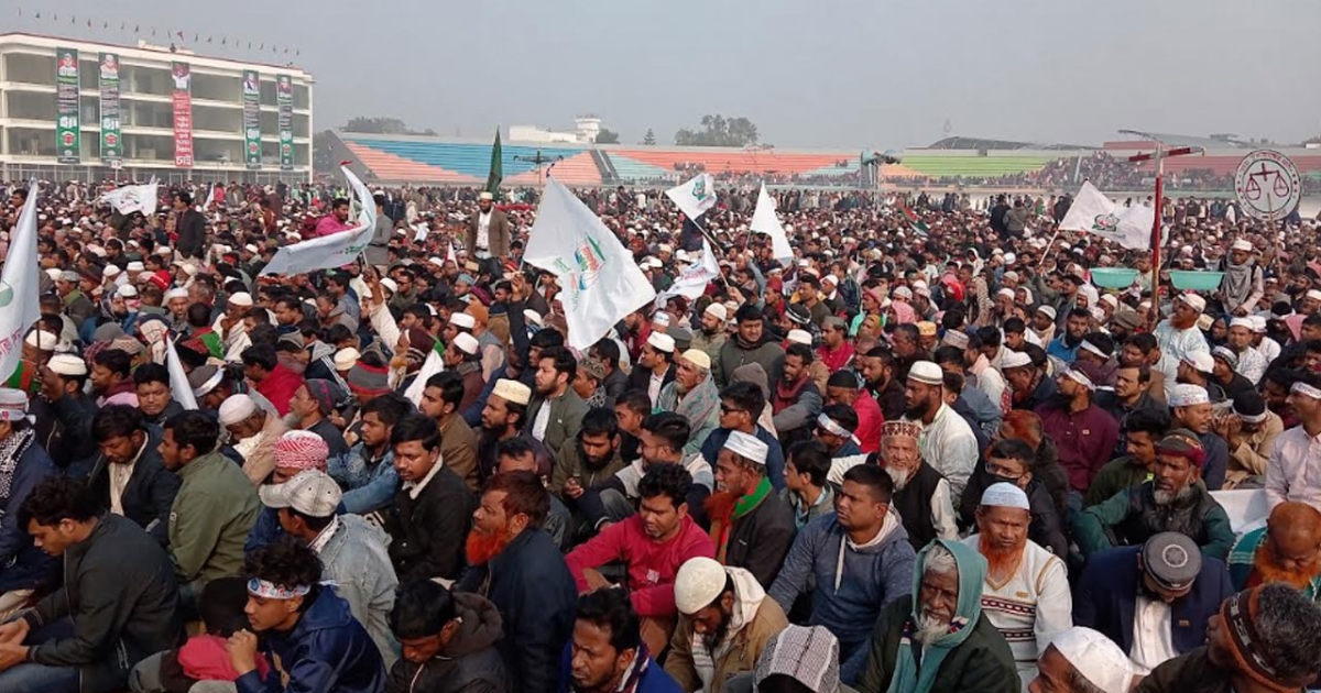 কুষ্টিয়ায় জামায়াতের আমিরের জনসভা, সকাল থেকে খণ্ড খণ্ড মিছিল নিয়ে জড়ো হচ্ছেন নেতাকর্মীরা