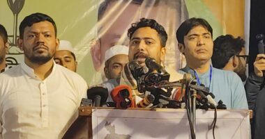 তাহাজ্জুদের পর একটি দল ভোটকেন্দ্র দখলের পাঁয়তারা করছে : নাহিদ ইসলাম