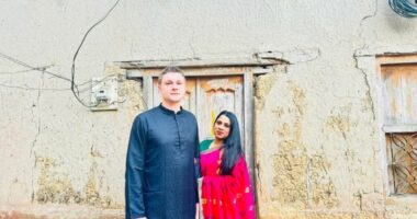 ফেসবুক থেকে সংসার : মনোহরদীতে জার্মান নাগরিকের ভালোবাসার গল্প