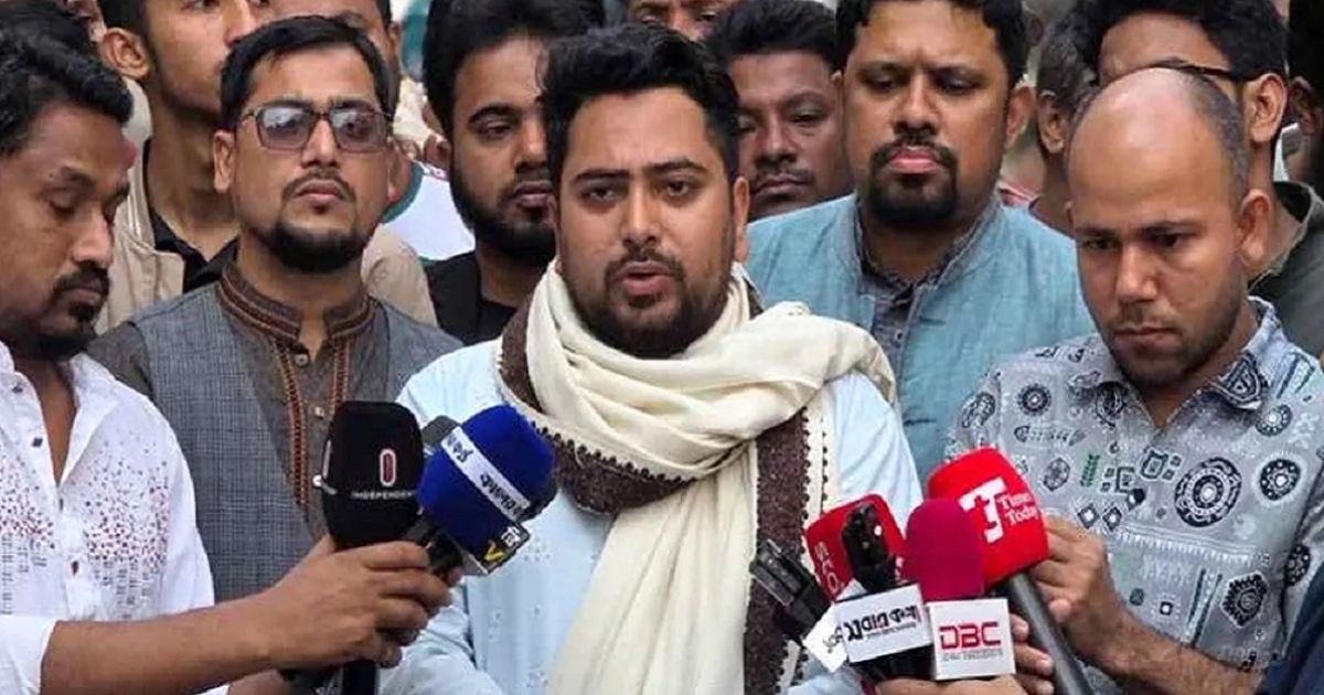 একটি দল পেশিশক্তির প্রভাব দেখানোর চেষ্টা করছে : নাহিদ ইসলাম