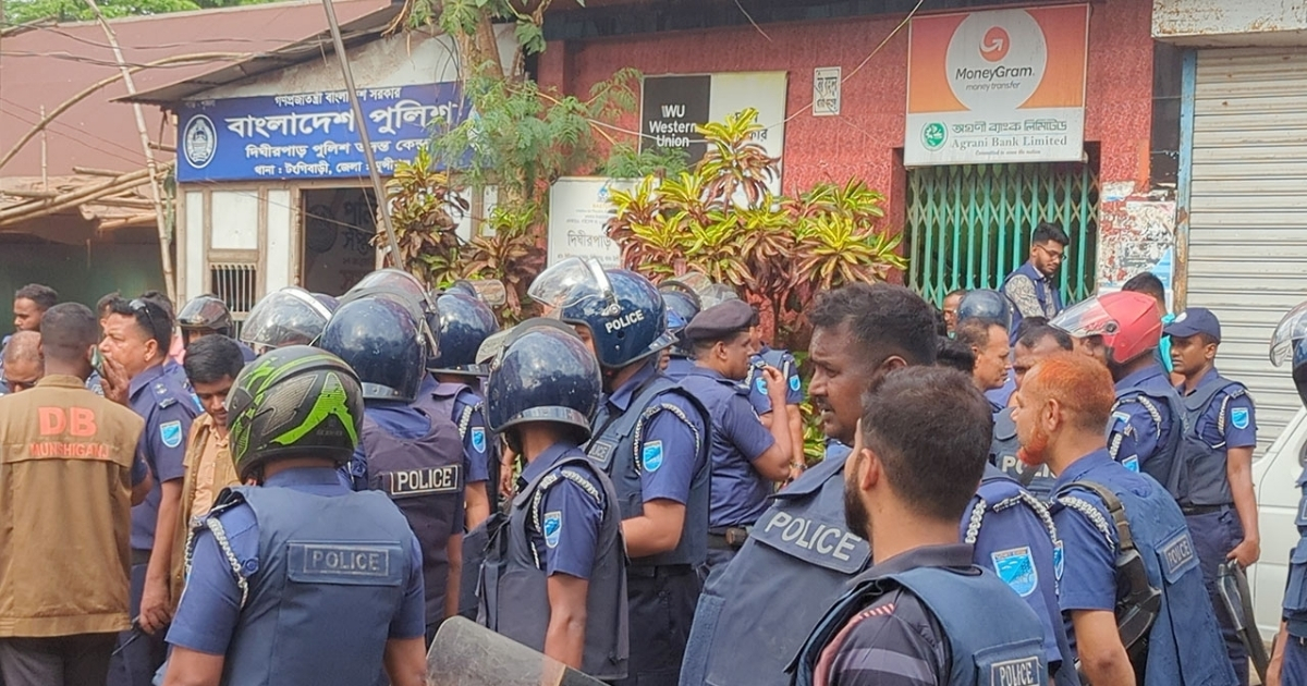 পুলিশ ফাঁড়ির পাশেই একের পর এক চুরি, আতঙ্কে দিঘীরপাড়ের মানুষ