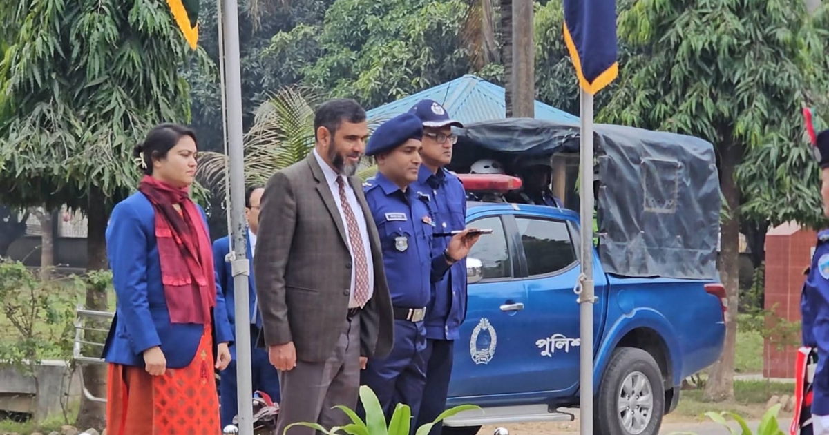 ত্রয়োদশ জাতীয় সংসদ নির্বাচনকে সামনে রেখে বান্দরবানে নির্বাচন কমিশনারের সফর