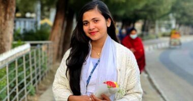 জাতীয় শিক্ষা সপ্তাহ-২০২৬ জেলা সেরা গলাচিপা সরকারি কলেজের নাইমা হক মেঘলা