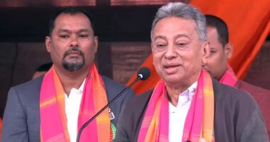 জনগণের চেয়ে রাষ্ট্র বেশি শক্তিশালী হওয়া ভালো না, জনগণকে শক্তিশালী হতে হবে: আমীর খসরু