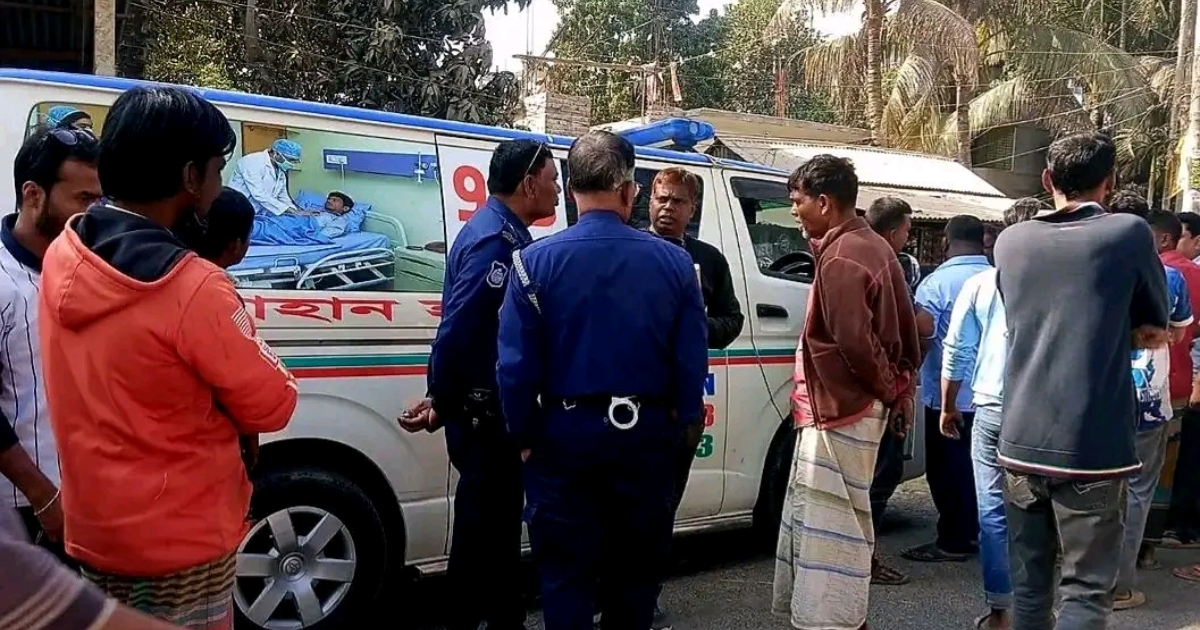 শাহজাদপুরে অটো ভ্যান উল্টে সাবেক সেনা সদস্য নিহত