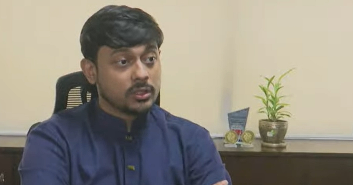 প্রশাসনের লোকেরা বলেছিল ‘মুখ বন্ধ করো, জিতিয়ে দেবো’, কিন্তু আমি নাসীরুদ্দীন আপস করিনি