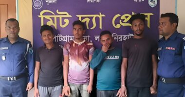 সরকারি কাজে বাধা ও পরিবেশ ধ্বংসের দায়ে লালমনিরহাটে ৪ জনকে কারাদণ্ড