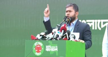 দাঁড়িপাল্লার পক্ষে জনস্রোত দেখে প্রতিপক্ষ ভয়ে অপপ্রচারে নেমেছে : ডা. খালিদুজ্জামান