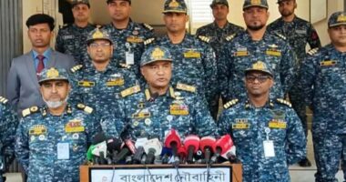 ভোটের নিরাপত্তা নিশ্চিতকরণে নৌবাহিনীর সহকারী প্রধানের পরিদর্শন