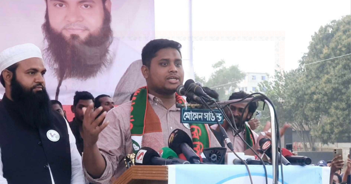 ভোটকেন্দ্র দখল করতে মা-বউয়ের দোয়া নিয়ে এসো, আর ফেরত যাবে না : হাসনাত আব্দুল্লাহ