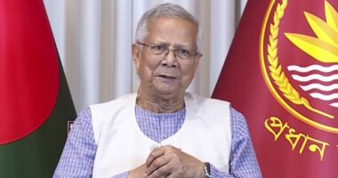 এই নির্বাচনের মাধ্যমে আমরা সিদ্ধান্ত নিচ্ছি বাংলাদেশ কোন পথে এগোবে : প্রধান উপদেষ্টা