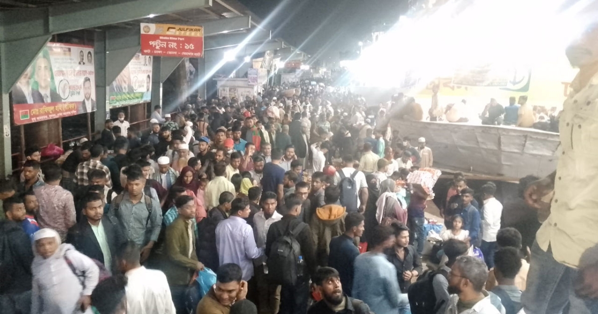 ঈদের মতো জনস্রোত সদরঘাটে, নিজের ভোট নিজে দিতে পারার আশা