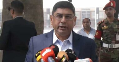 আজকে আমাদের জাতির জীবনে একটা অত্যন্ত গুরুত্বপূর্ণ দিন, আনন্দের দিন, নির্ভয়ে ভোট দিন : সেনাপ্রধান