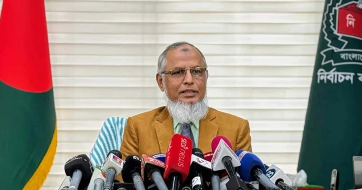 আদালতের নির্দেশ পেলে ভোট পুনর্গণনা, জানালেন ইসি আনোয়ারুল