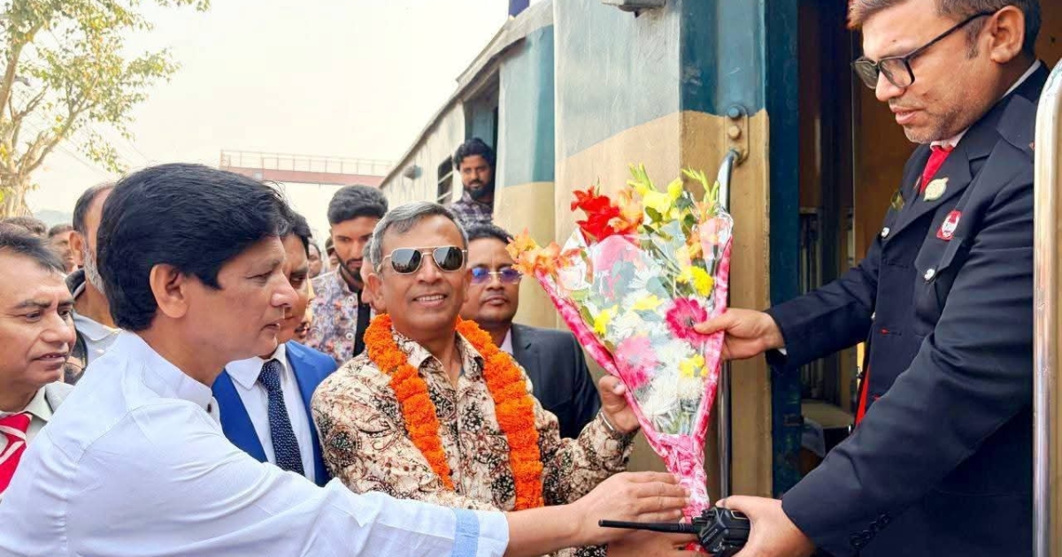 মেথিকান্দা স্টেশনে সুখবর , ’এগারো সিন্দুর মেইল’-এর যাত্রাবিরতি চালু