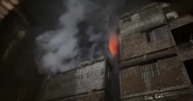 পুরান ঢাকায় জুতার কারখানায় আগুন