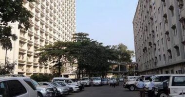 নতুন প্রধানমন্ত্রীকে বরণ করতে প্রস্তুত সচিবালয়