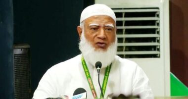 এই পবিত্র মাসে অসহায়-দুঃস্থ মানুষের দিকে ভালোবাসার হাত বাড়িয়ে দেওয়ার আহ্বান জামায়াত আমিরের