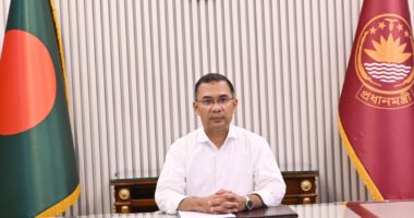 প্রধানমন্ত্রীর যাত্রাপথে দুই পাশে পোশাকধারী পুলিশের অবস্থান বন্ধের নির্দেশ