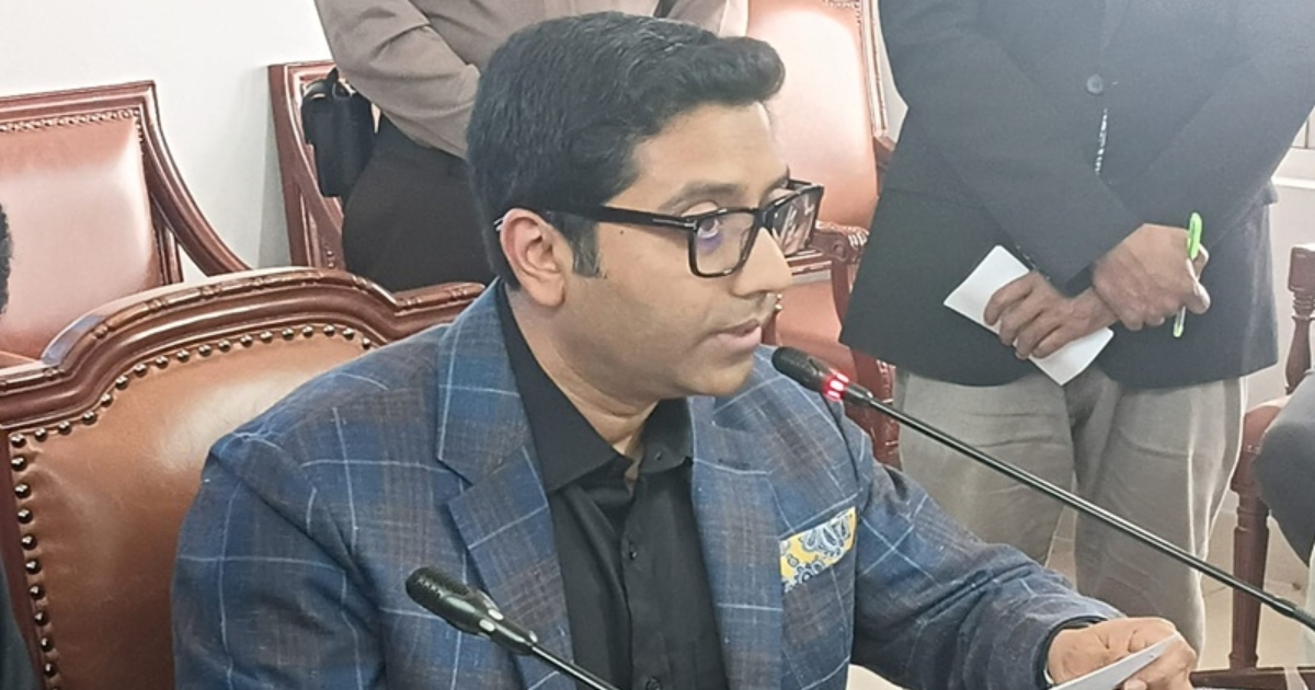 শিক্ষা নিয়ে রাজনীতি করবে না এই সরকার : ববি হাজ্জাজ