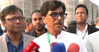 ঈদের আগেই ফ্যামিলি কার্ড বিতরণ করা হবে : কৃষিমন্ত্রী