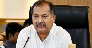 চলতি মাস থেকেই শুরু হবে ফ্যামিলি কার্ড কার্যক্রম : তথ্যমন্ত্রী