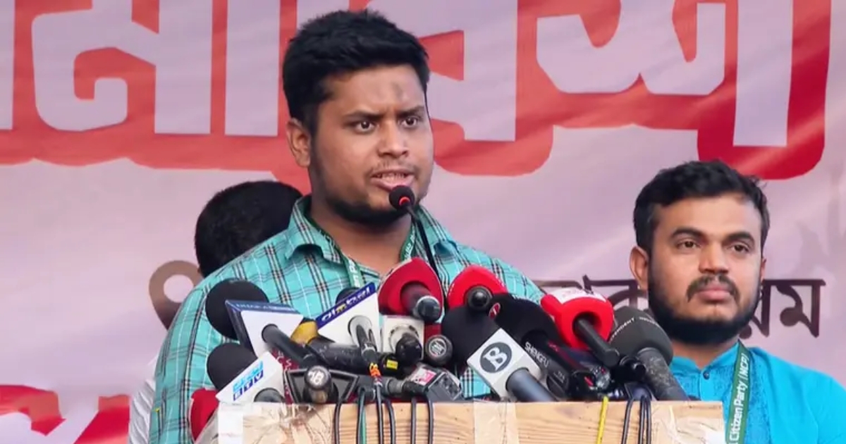 ‘ইনকিলাব জিন্দাবাদ’—এক লাইনের স্ট্যাটাসে ঝড় তুললেন হাসনাত আব্দুল্লাহ