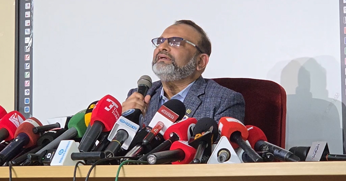 পদত্যাগ করলেন ঢাবি ভিসি অধ্যাপক নিয়াজ আহমদ খান