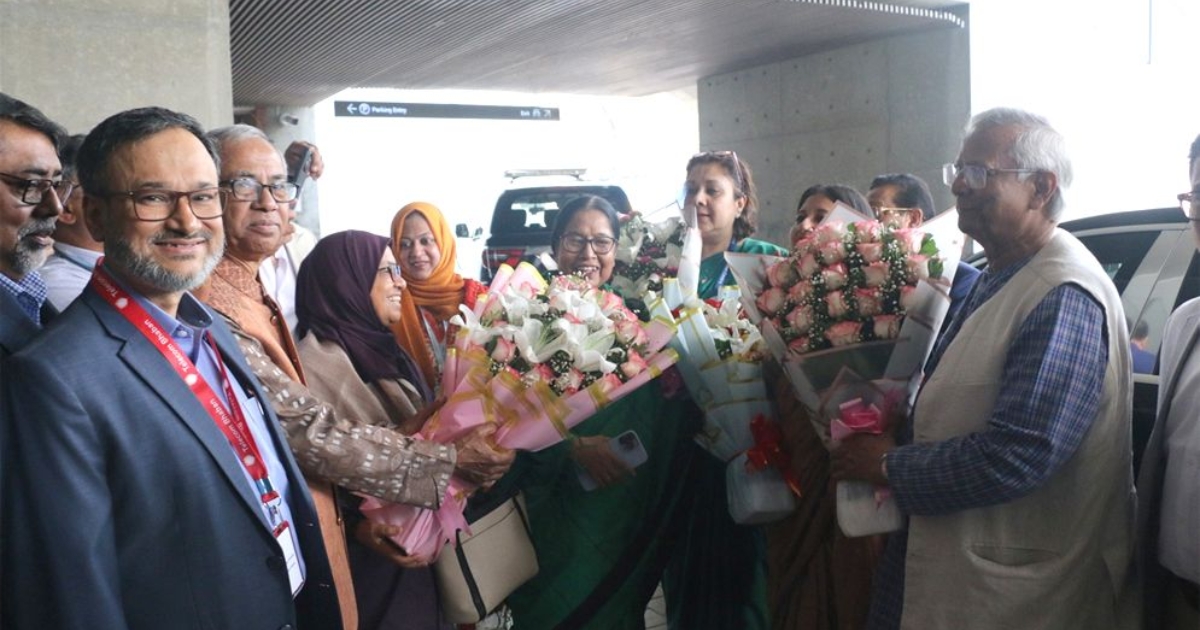 নিজ কর্মস্থলে ফিরলেন ড. মুহাম্মদ ইউনূস