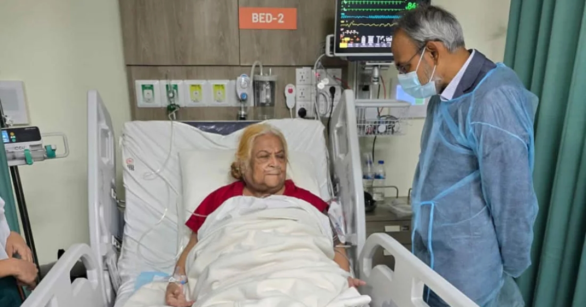 সেলিমা রহমানকে দেখতে গেলেন ডা. রফিক