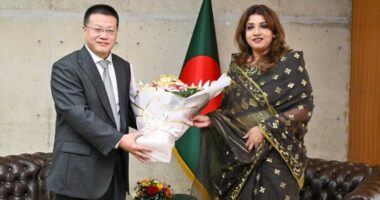 পররাষ্ট্র প্রতিমন্ত্রীর সঙ্গে চী‌না রাষ্ট্রদূতের সৌজন্য সাক্ষাৎ