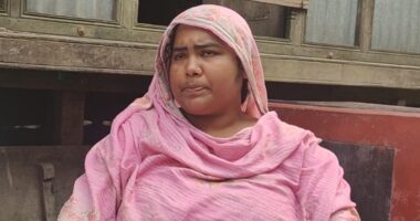 বরাদ্দ ৮,৫০০ টাকা, হাতে মিলেছে ১,২০০ — মুন্সিগঞ্জে ক্ষোভে ফুঁসছেন আনসার সদস্যরা