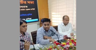 সরকারি বেতন-ভাতা নিয়েই চাকরি করতে হবে, ঘুস-দুর্নীতি চলবে না : হাসনাত