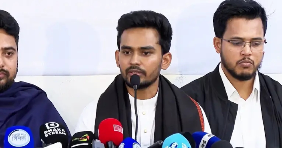 বিএনপির প্রকাশ্য ঘোষণা দিয়ে আওয়ামী লীগকে কে পুনর্বাসন করা উচিত : আসিফ মাহমুদ