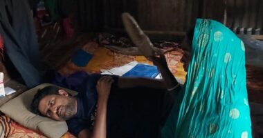 নেই নিজের বাড়ি পেশায় নরসুন্দর চিকিৎসার জন্য প্রয়োজন ১৩ লক্ষ টাকা