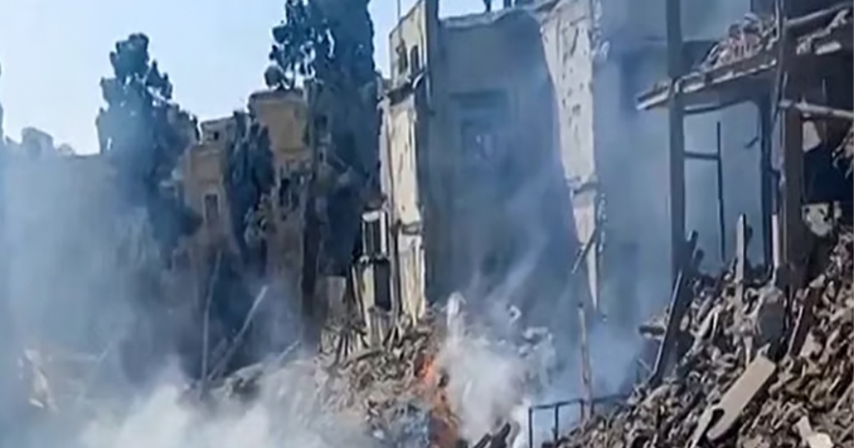 ইরানে নিহত বেড়ে ৭৩