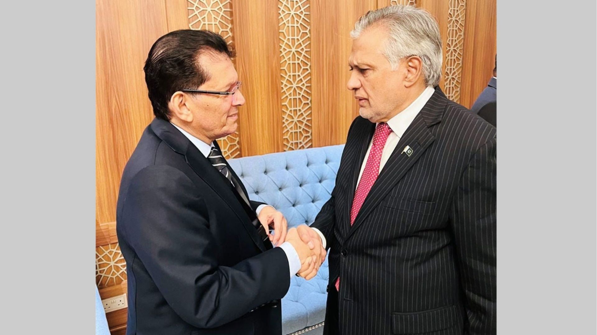 ঢাকায় আসতে চান পা‌কিস্তা‌নের প্রধানমন্ত্রী শাহবাজ শ‌রিফ