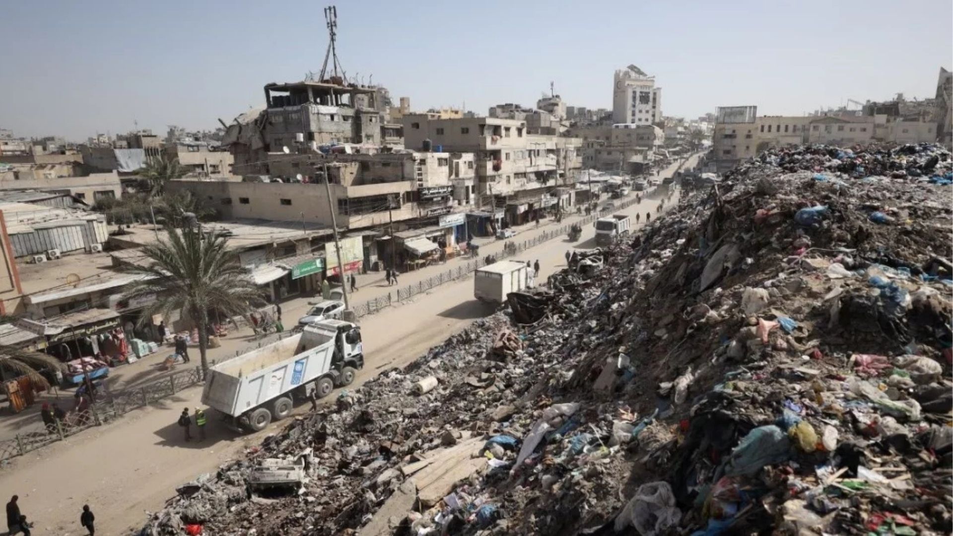 বোর্ড অব পিসের আড়ালে গাজায় ৩৫০ একরের মার্কিন ঘাঁটি নির্মাণের নথি ফাঁস!