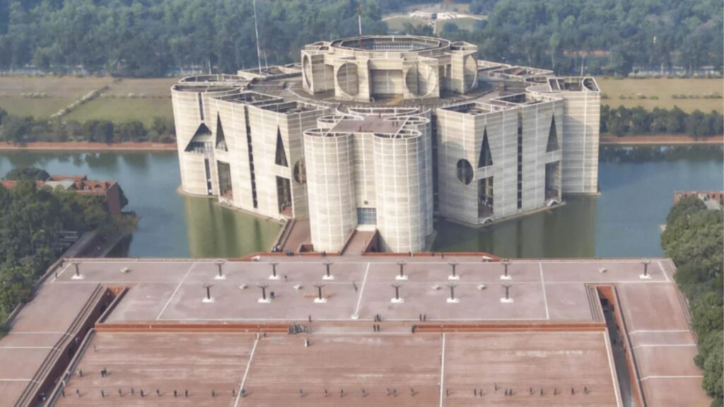 বঙ্গভবন নয়, সংসদের দক্ষিণ প্লাজায় শপথ নেবে নতুন সরকার