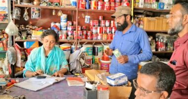 সংগ্রাম পেরিয়ে দাঁড়িয়েছেন কবিতা দত্ত