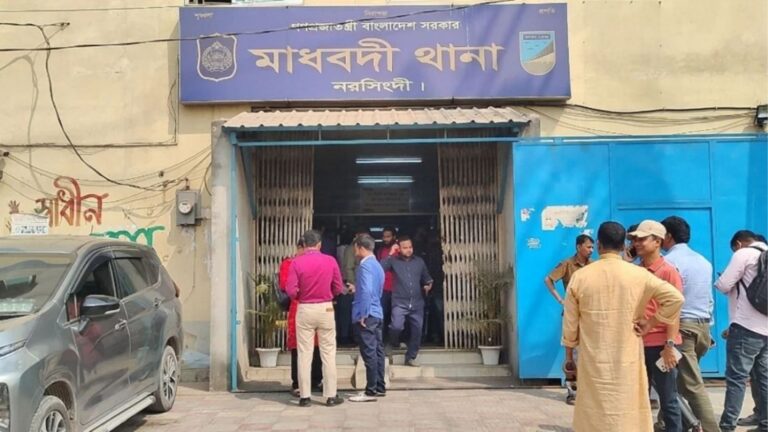 ফোনে পরিচয়, দেখা করতে গিয়ে সংঘবদ্ধ ধর্ষণের শিকার চার সন্তানের জননী