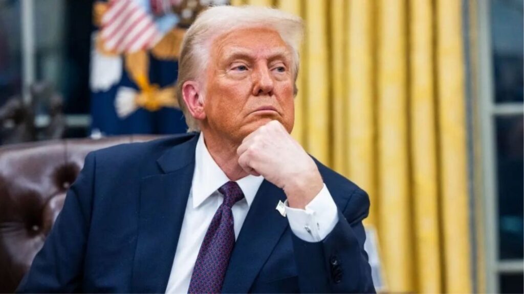 ইরানকে ‘আত্মসমর্পণের’ নির্দেশ ট্রাম্পের, নাকচ করে যে বার্তা দিল ইরান