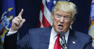 খামেনি হত্যার প্রতিশোধ নিলে আরও কঠোর হবেন ট্রাম্প