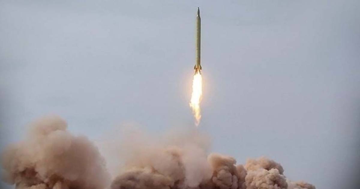 ই স রা ই লি সামরিক স্থাপনা লক্ষ্য করে একঝাঁক ক্ষে প ণা স্ত্র ছুড়ল ইরান