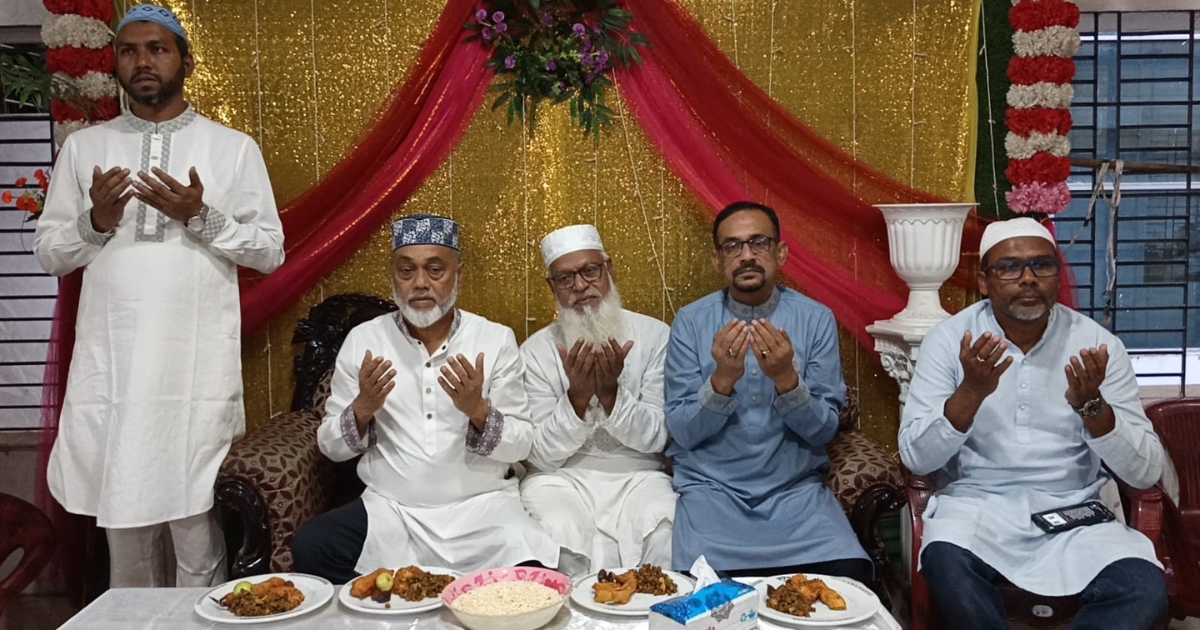 পিরোজপুরের ব্যবসায়ীদের অংশগ্রহণে দোয়া ও ইফতার মাহফিল অনুষ্ঠিত