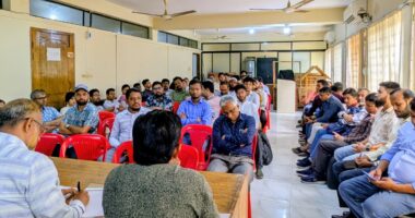 কুবিতে শিক্ষক সমিতি নির্বাচনের লক্ষ্যে শিক্ষকদের মতবিনিময় সভা অনুষ্ঠিত