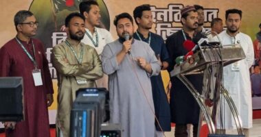 পতিত আ. লীগ যেখানেই কার্যক্রম শুরু করবে এনসিপির কর্মীরা সেখানেই বাধা হয়ে দাঁড়াবে : নাহিদ ইসলাম