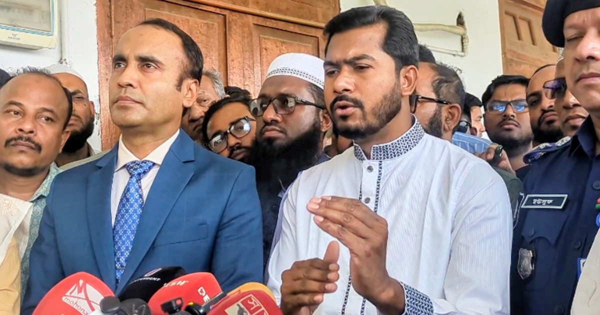 নুরুল হক নুরের দুটি মন্ত্রণালয়ের দায়িত্ব কমিয়ে রাখা হলো এক মন্ত্রণালয়ে